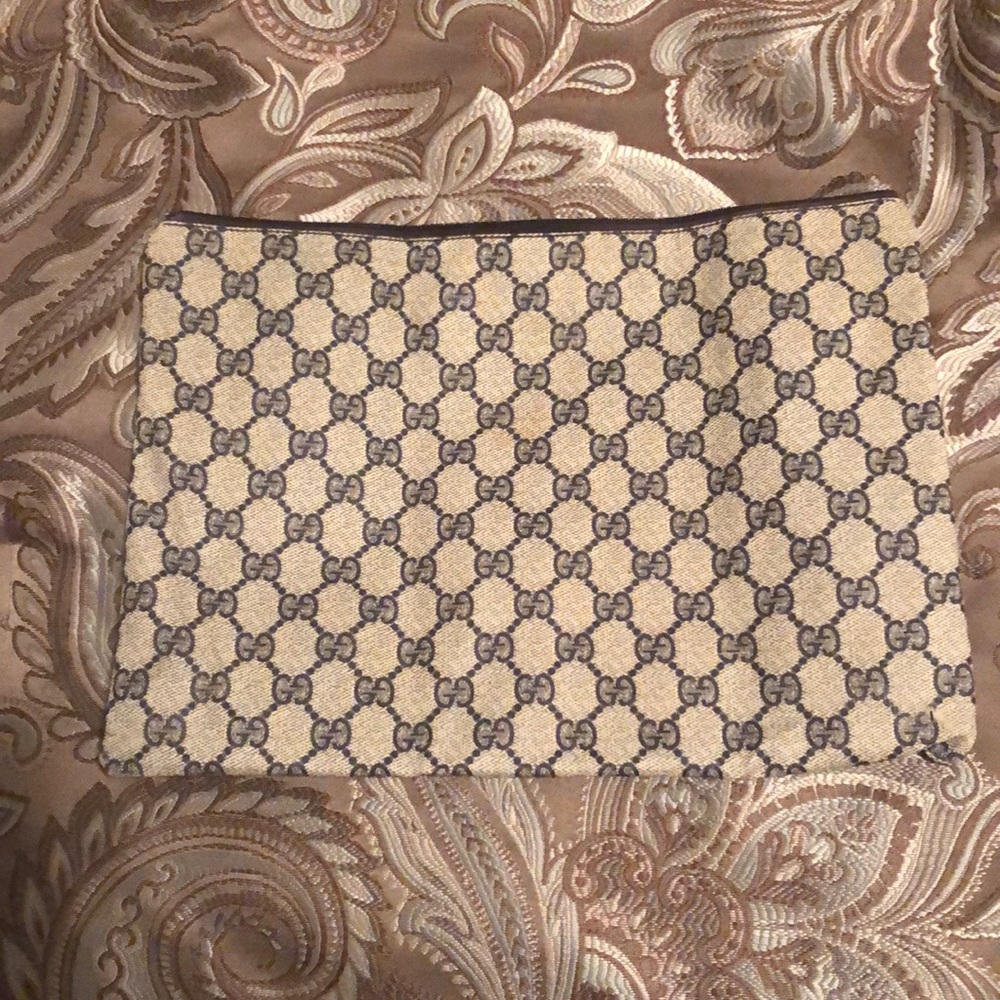 Large Gucci Cosmetic Case